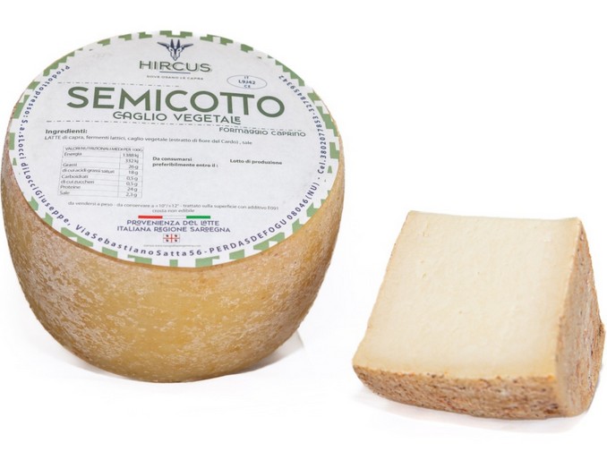 Semicotto di capra: formaggi tipici sardi